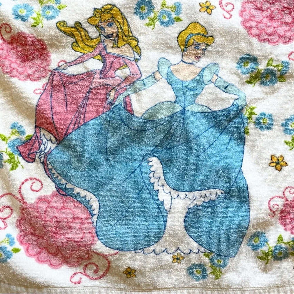 Vintage Disney Princess Child’s Bath Towel